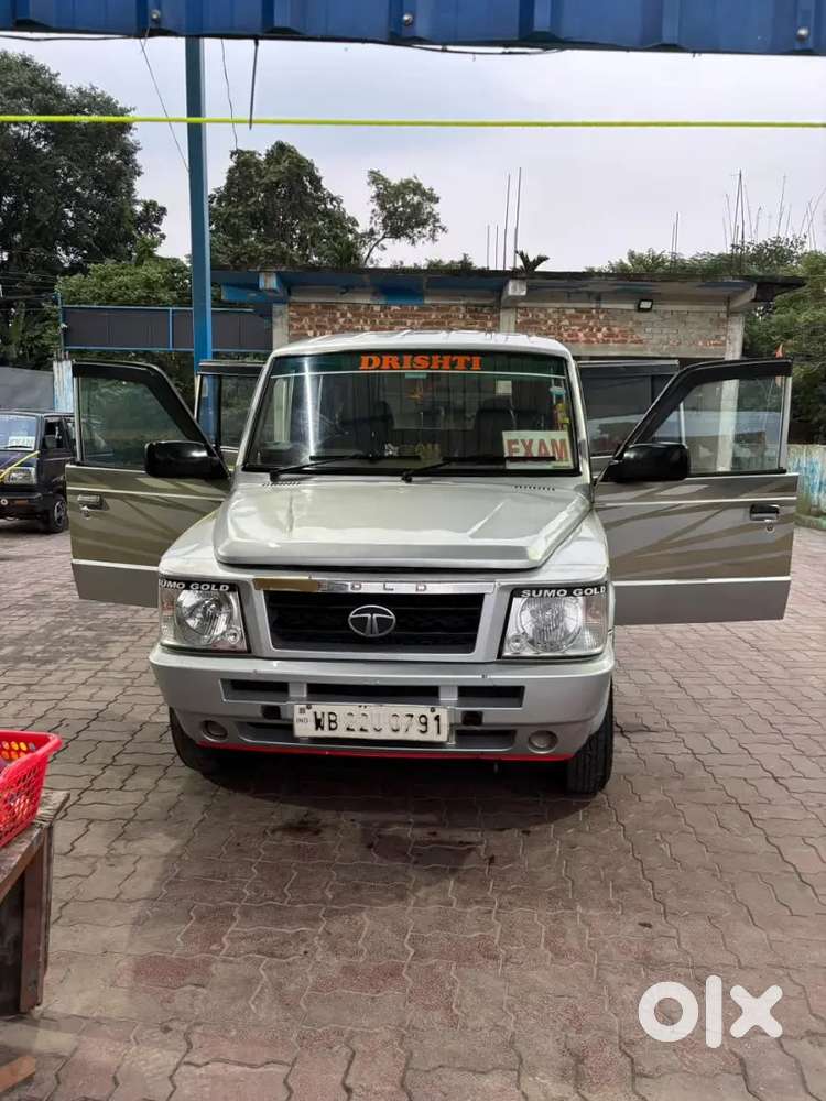 Tata Sumo Gold 2012