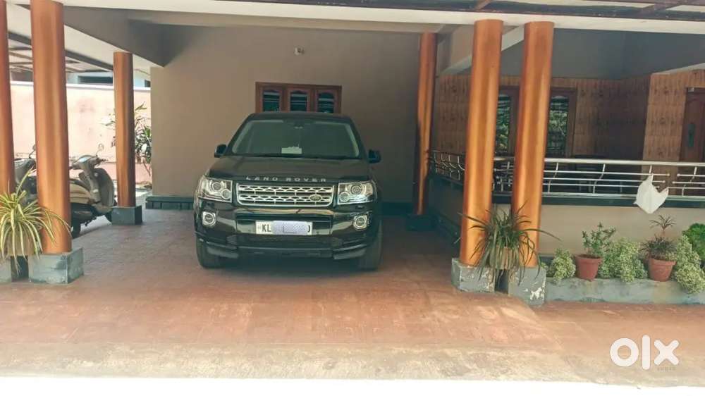 Land Rover Freelander 2 2015 Diesel 95000 Km Driven