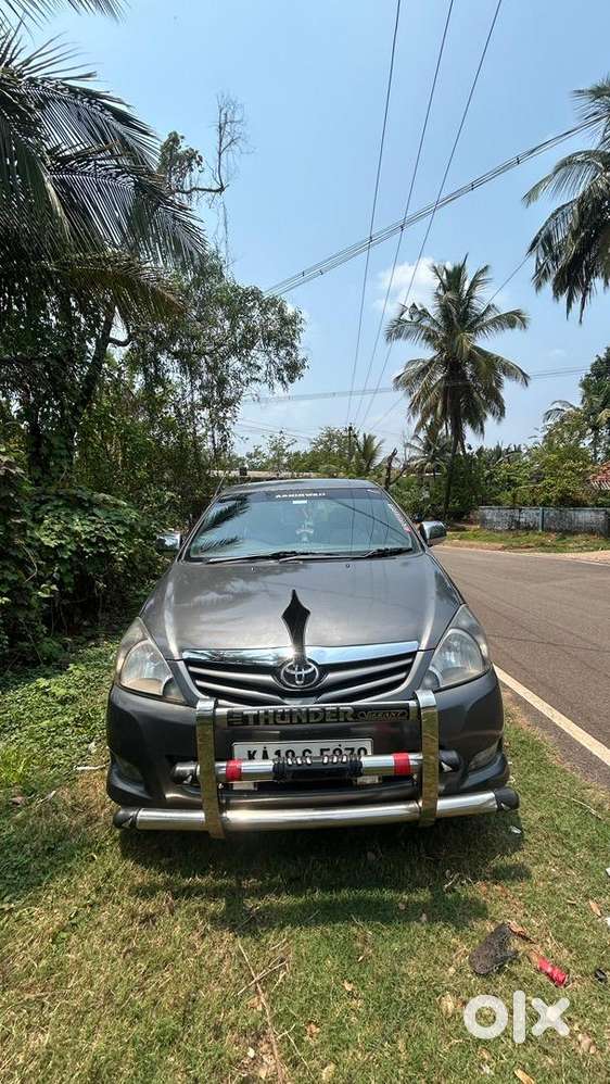 Toyota Innova Well Maintained  Mint Condition  Family Use