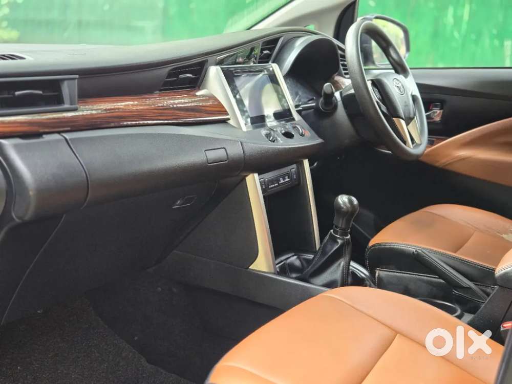 Toyota Innova Crysta [2020-ongoing] 2.4 Gx 8 Str, 2019, Diesel