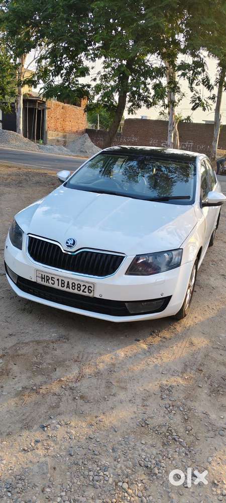 Skoda Octavia [2014-2017] 2.0 Style Tdi At, 2014, Diesel