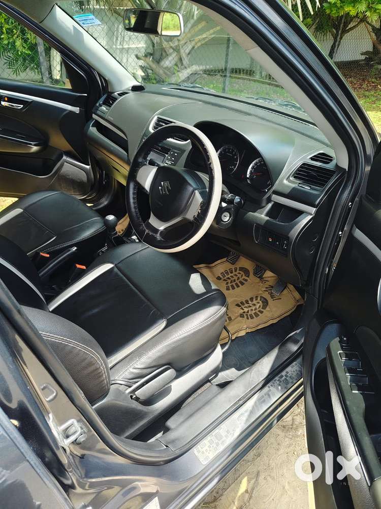 Maruti Suzuki Swift Vxi + Manual, 2017, Petrol