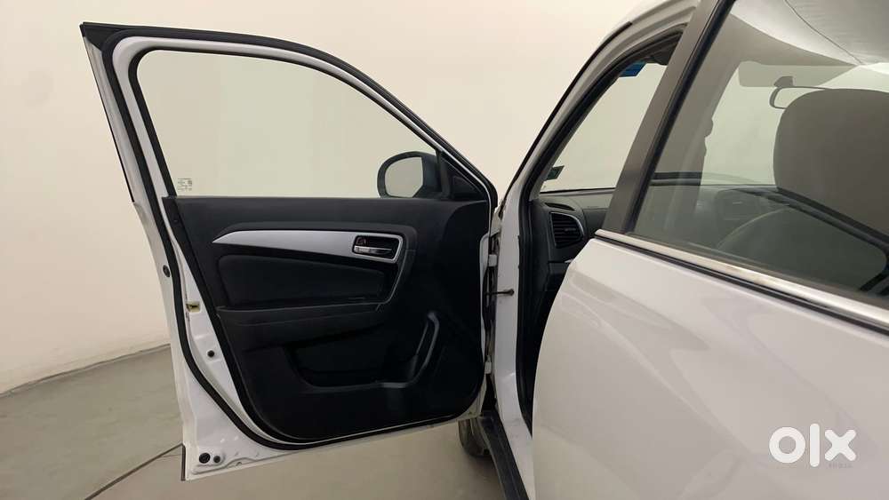 Maruti Suzuki Vitara Brezza 1.5 Zxi At, 2021, Petrol