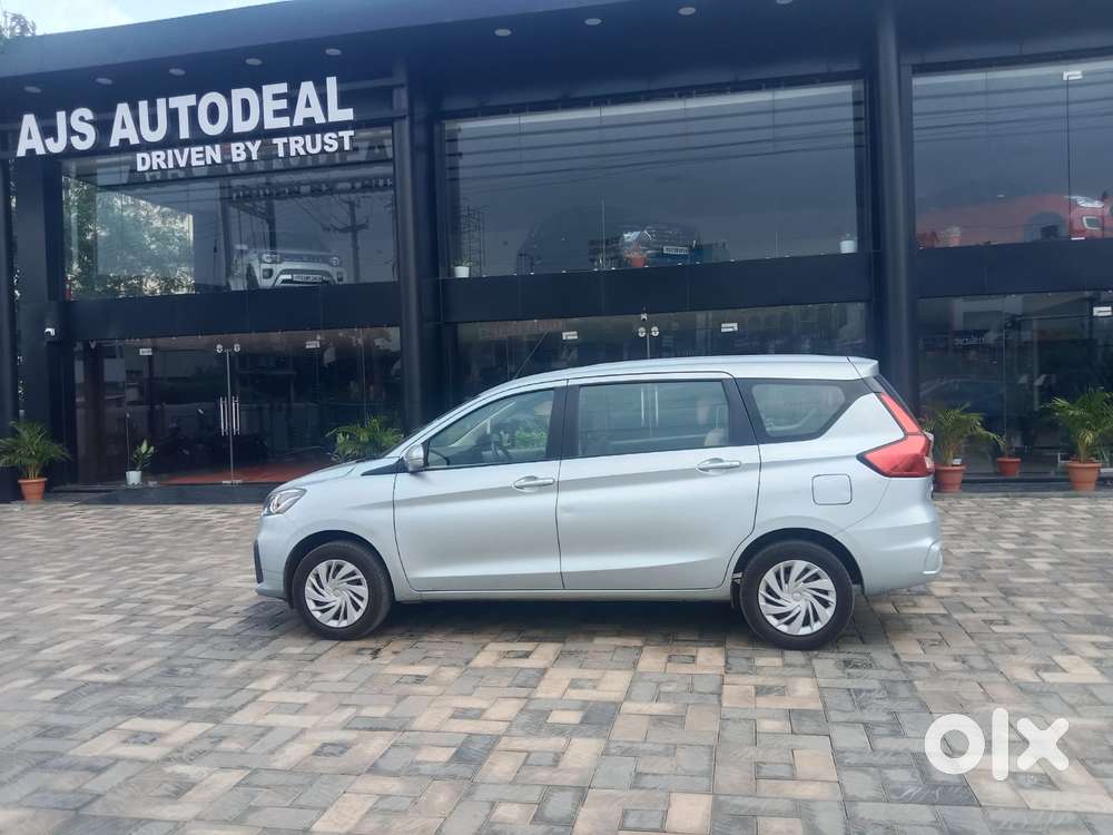 Maruti Suzuki Ertiga Vxi At Petrol, 2024, Petrol