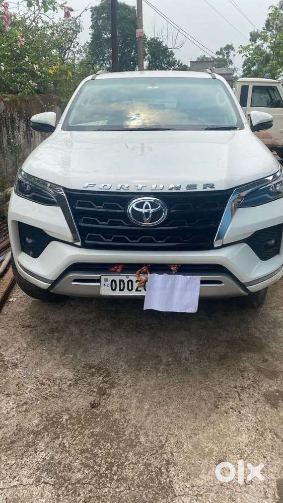 Toyota Fortuner 2023 Diesel 29500 Km Driven