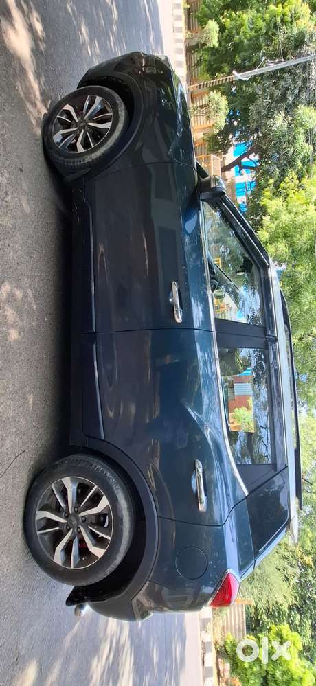 Mahindra Xuv300 W8 Option Diesel, 2022, Diesel