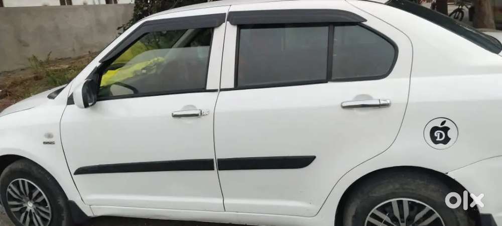 Maruti Suzuki Swift Dzire Tour 2013 Diesel Well Maintained