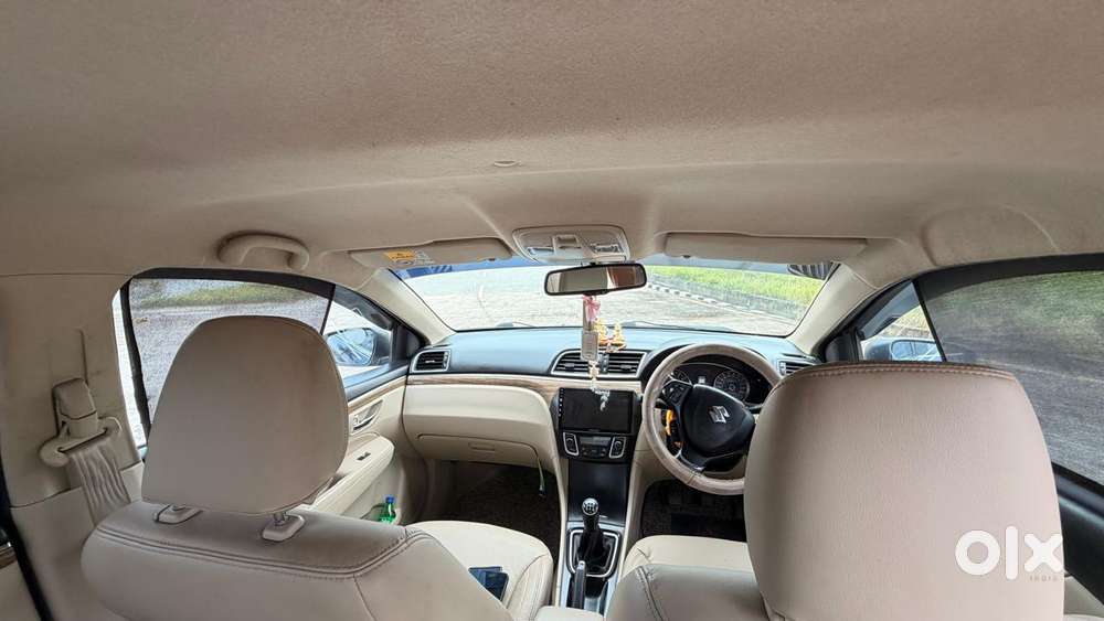 Maruti Suzuki Ciaz 1.5 Alpha Shvs Mt, 2022, Petrol