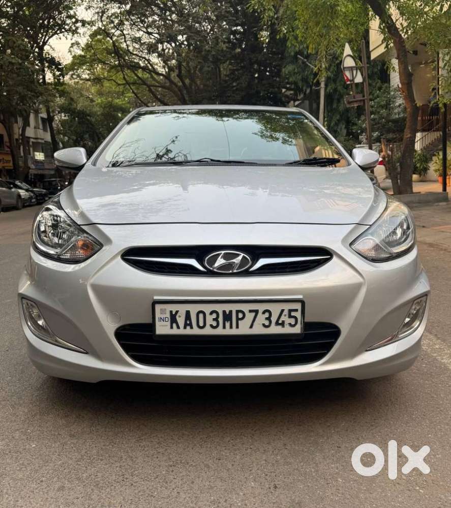 Hyundai Verna 1.6 Sx (o) Vtvt, 2011, Petrol