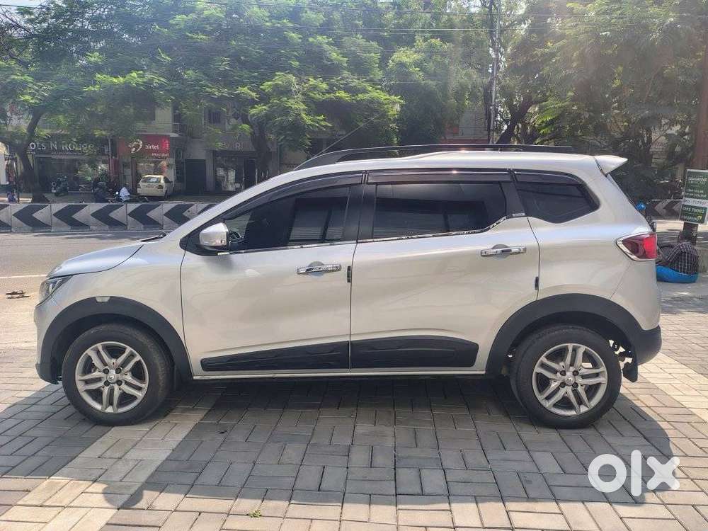 Renault Triber Rxt, 2021, Petrol