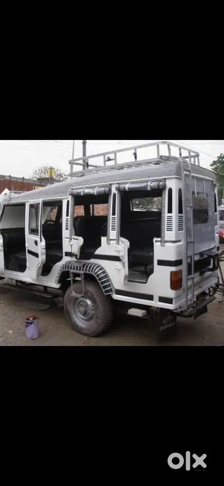 Mahindra Savari
