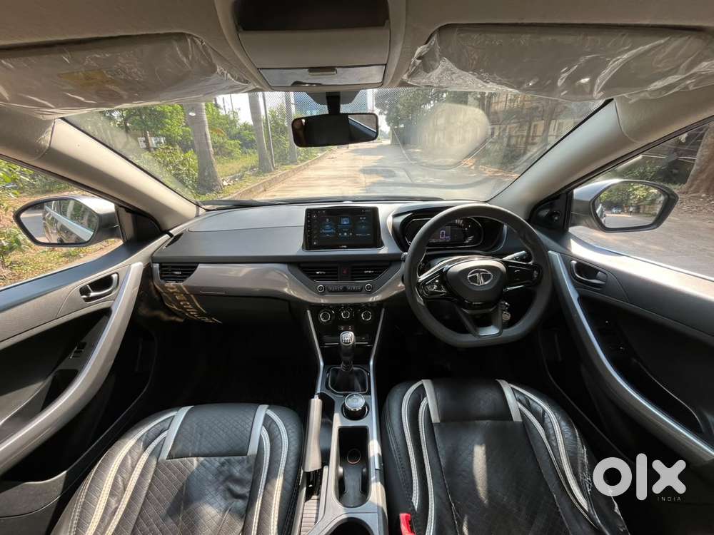 Tata Nexon 1.2 Revotron Xm (s), 2023, Petrol