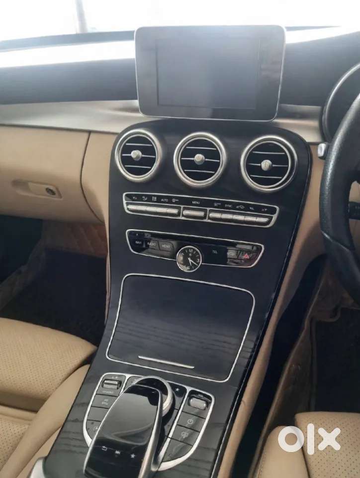 Mercedes-benz C-class [ ] 2.0 C200 Avantgarde, 2018, Petrol