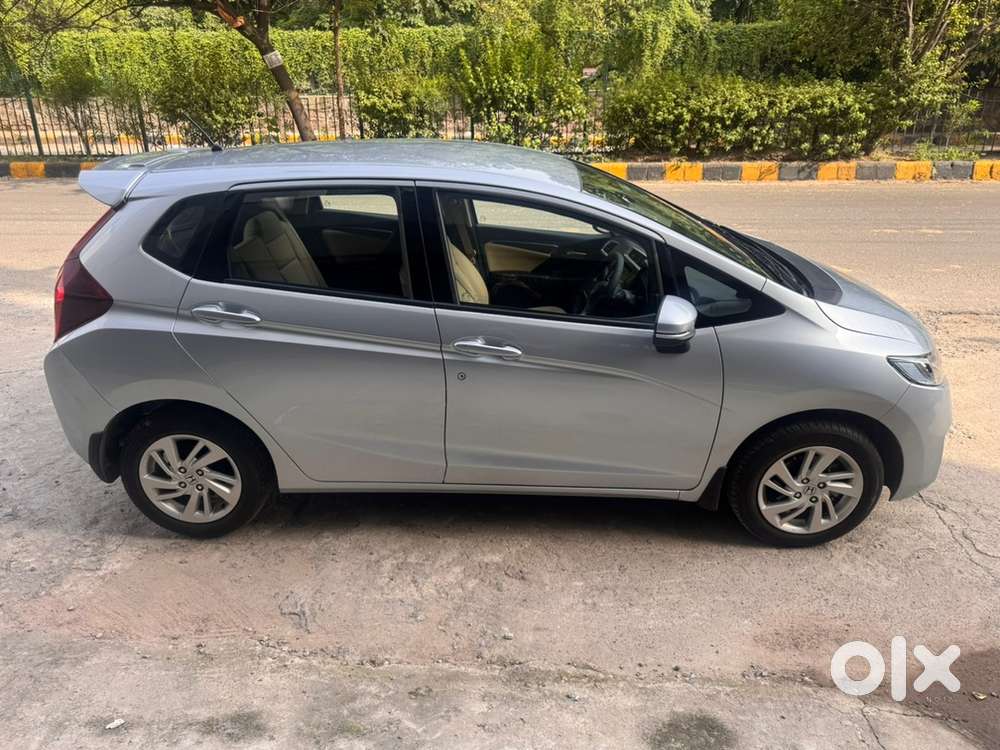 Honda Jazz Petrol Automatic 2017