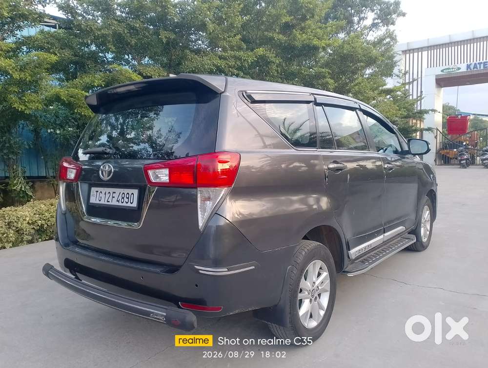 Toyota Innova Crysta 2.4 G Mt 8s, 2017, Diesel