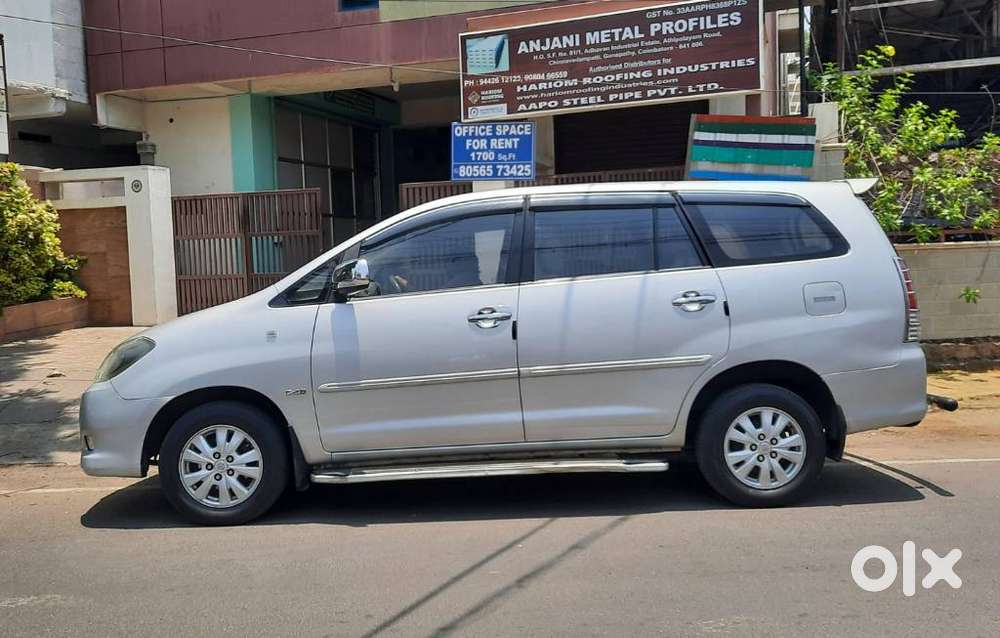 Toyota Innova 2.5 V 7 Str, 2011, Diesel