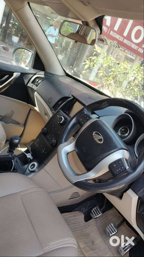 Mahindra Xuv500 2015