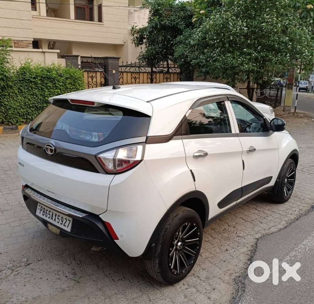 Tata Nexon 1.5 Revotorq Xm (s), 2020, Diesel