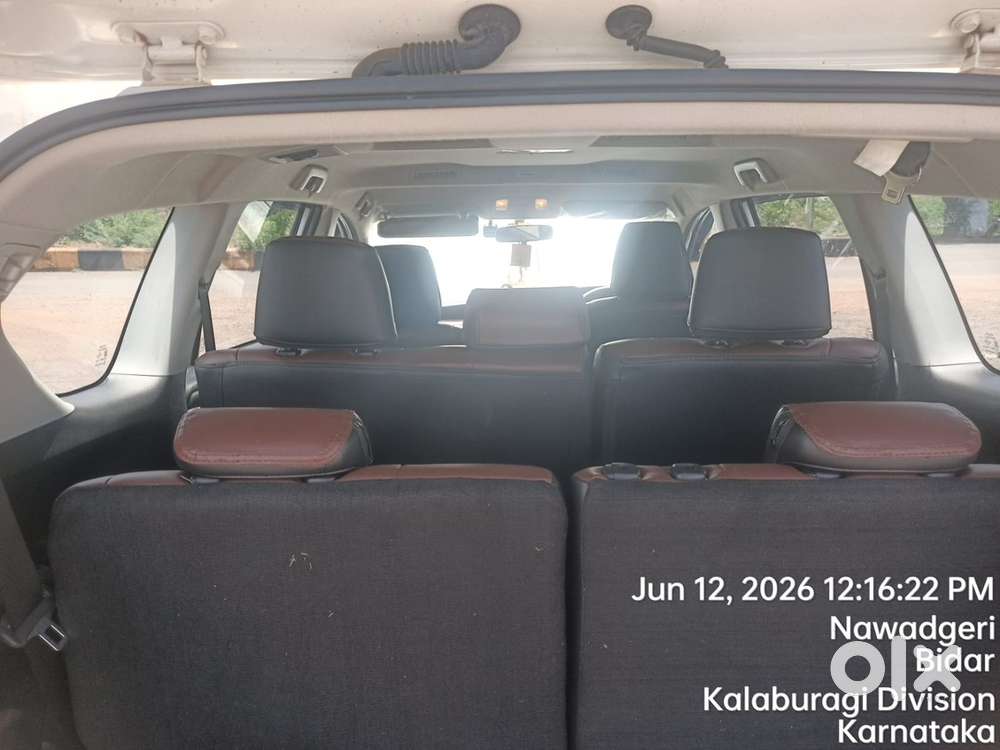 Toyota Innova Crysta 2025
