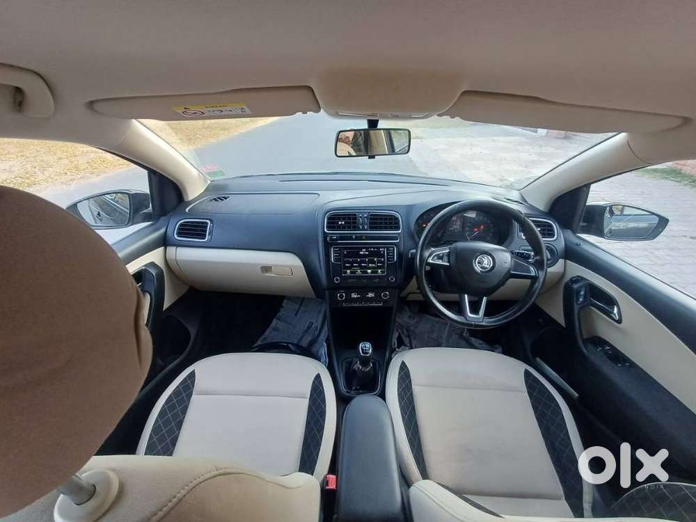 Skoda Rapid 1.0 Tsi Ambition, 2020, Petrol