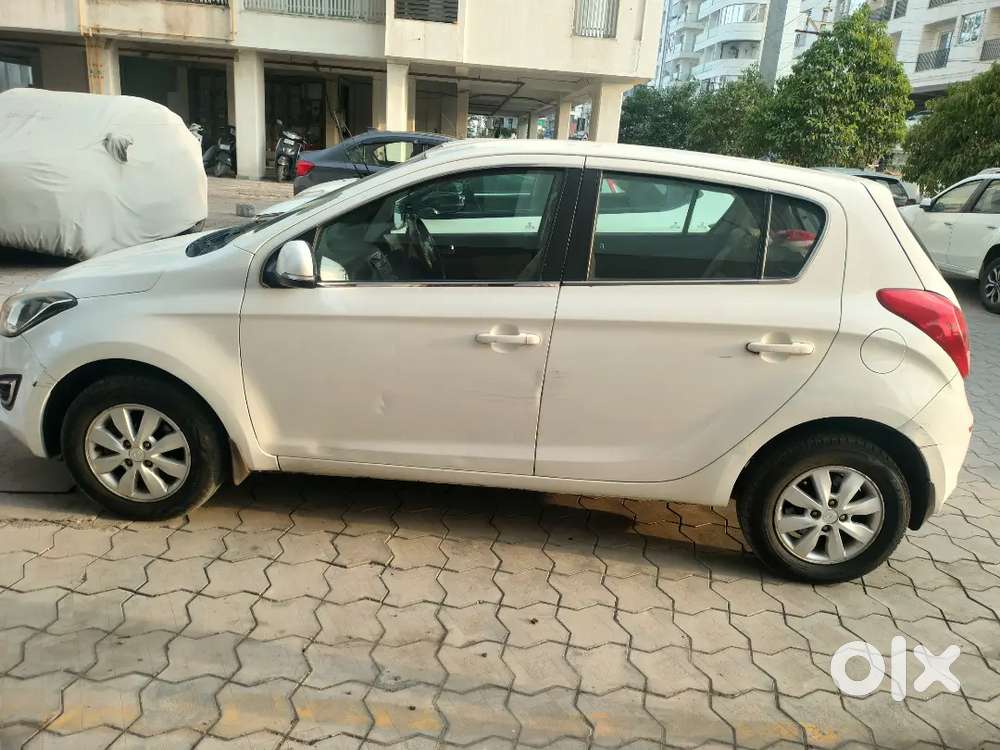 Hyundai Elite I20 2014 Diesel 105000 Km Driven