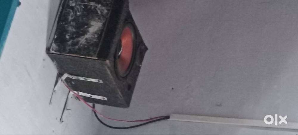 2.1 amplifier 8inch sub 2 8inch woofer