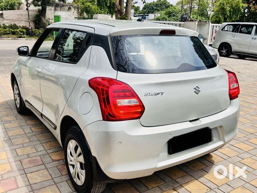 Maruti Suzuki Swift Vxi + Manual, 2019, Petrol