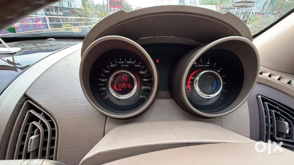 Mahindra Xuv500 W8 2015 Model For Sale
