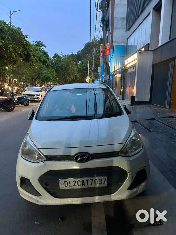 Hyundai Grand I10 Sportz 2015 Petrol 58000 Km Driven