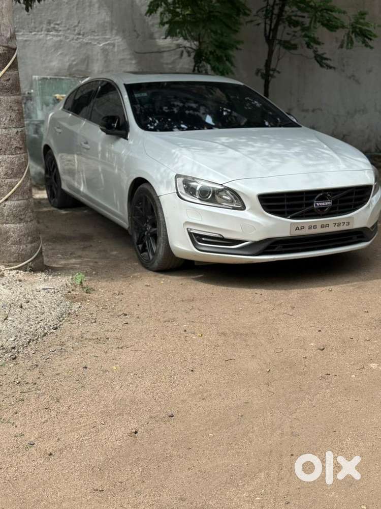 Volvo S60 2017 Diesel Well Maintained