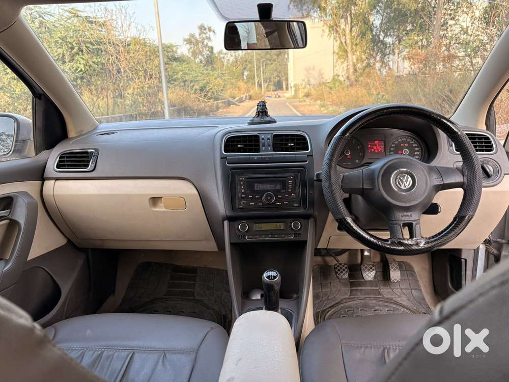 Volkswagen Vento 1.6 Highline Plus 16 Alloy, 2012, Petrol