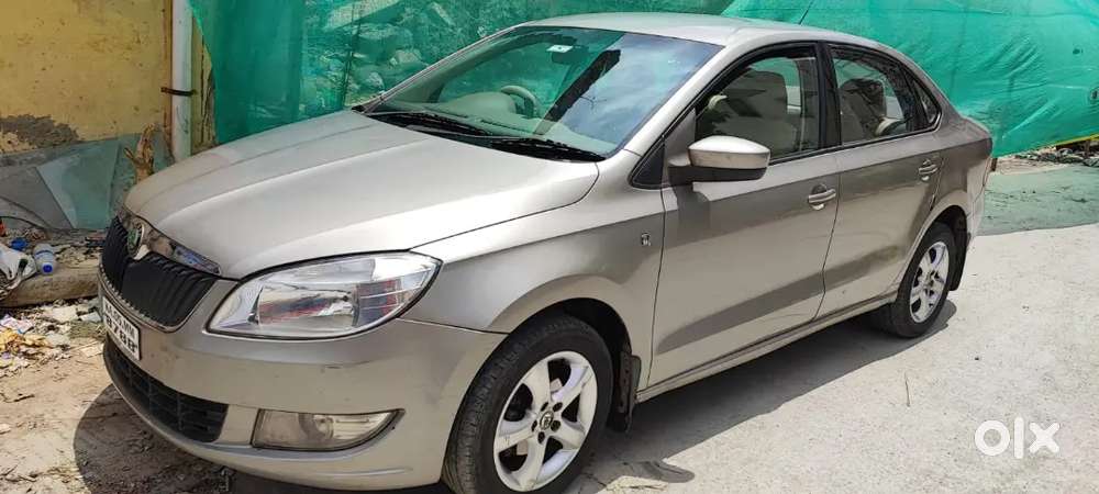 Skoda Rapid 2013 Diesel 121576 Km Driven