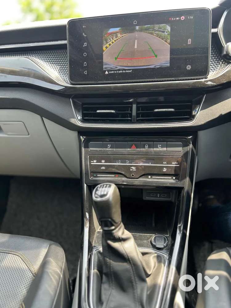 Skoda Kushaq Style 1.0l Tsi Mt, 2022, Petrol