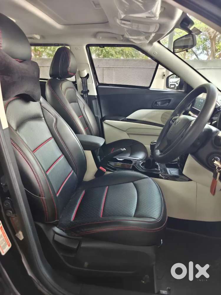 Mahindra Xuv 3xo, 2025, Petrol