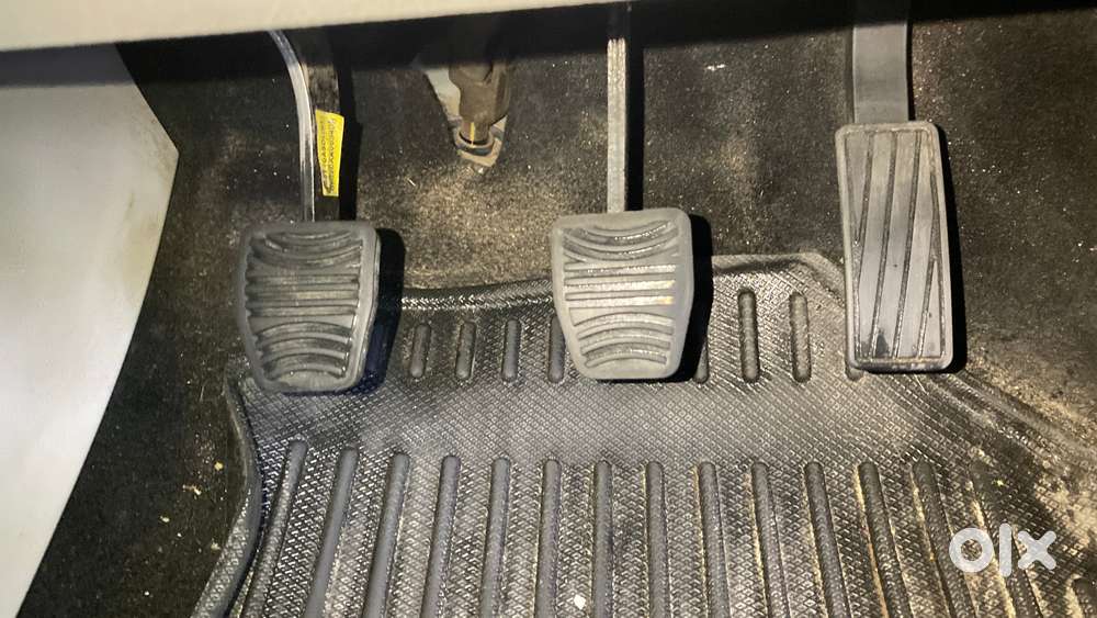 Mahindra Xuv300 W8 Option, 2022, Petrol