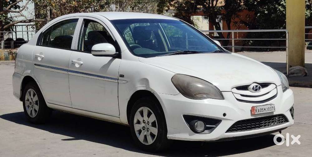Hyundai Verna Transform 1.6 Vtvt, 2010, Petrol