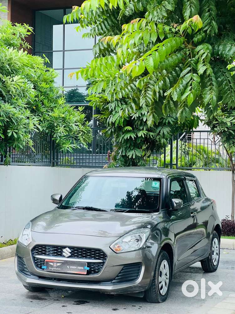 Maruti Suzuki New-gen Swift Vxi, 2020, Petrol