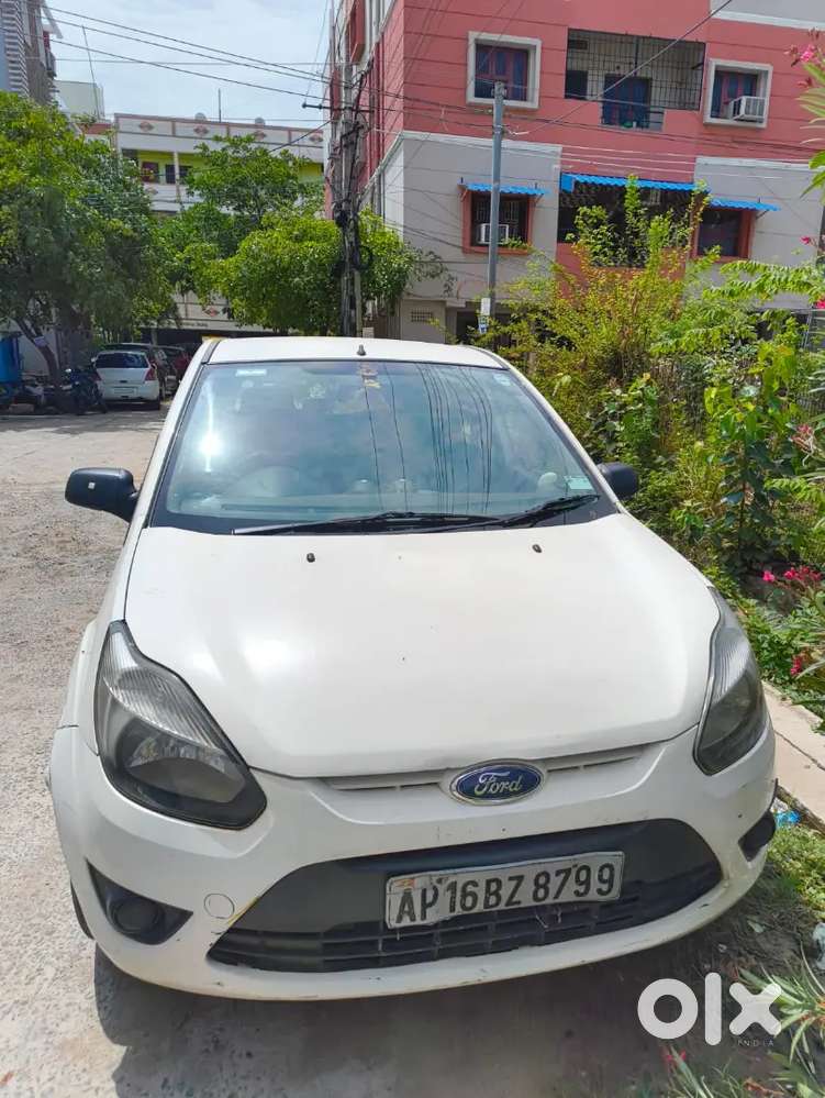 Ford Figo 2012 Petrol 100000 Km Driven