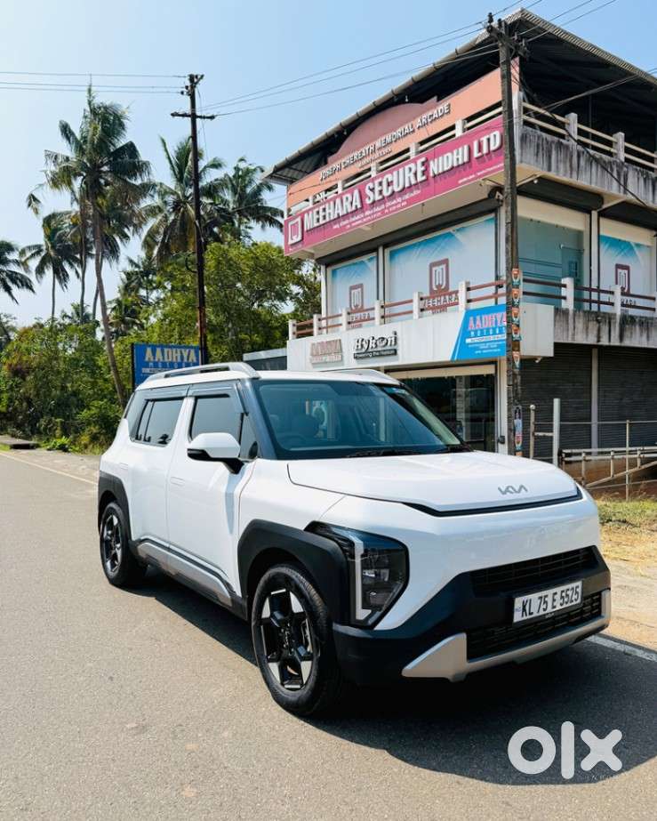 Kia Syros Htk Plus Turbo Dct, 2025, Petrol