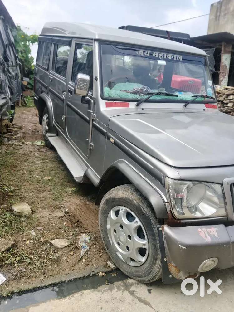 Mahindra Bolero Neo Plus 2011