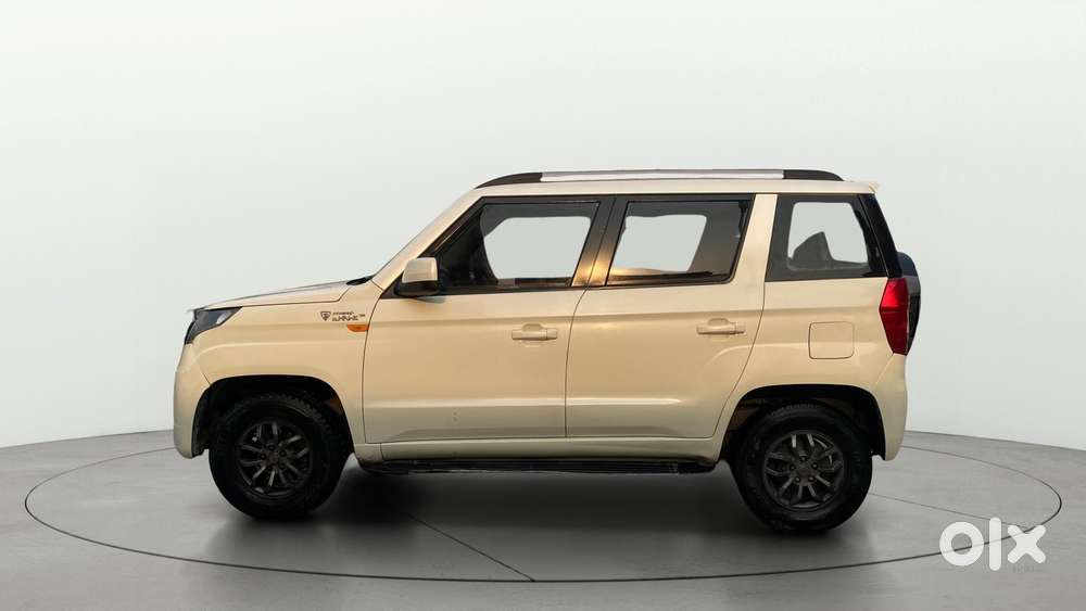 Mahindra Tuv 300 T10, 2018, Diesel