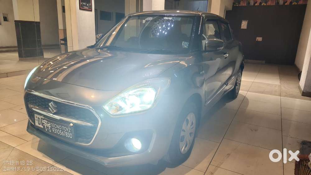Maruti Suzuki Swift Vxi + Manual, 2022, Petrol
