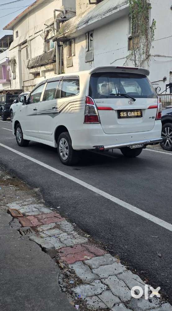 Toyota Innova 2.5 G (diesel) 7 Seater, 2015, Diesel