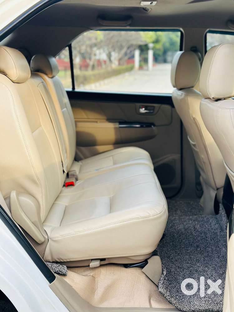 Toyota Fortuner 3.0 4x2 Automatic, 2015, Diesel