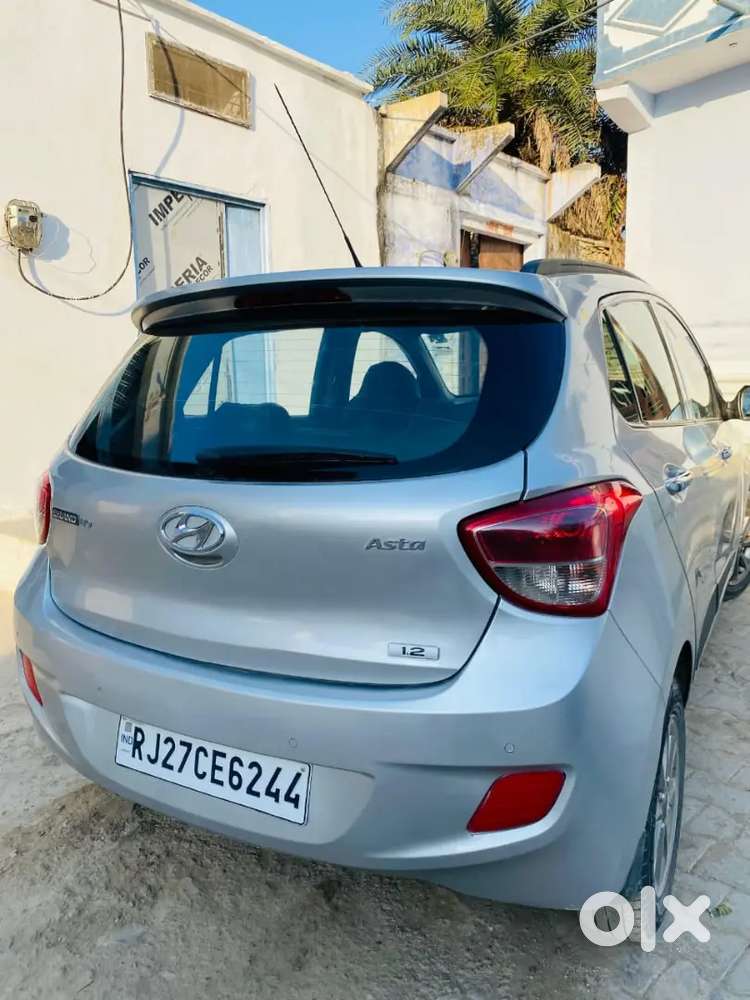 69000 Kms Driven Recently Service Both Keys Are Available Push Button