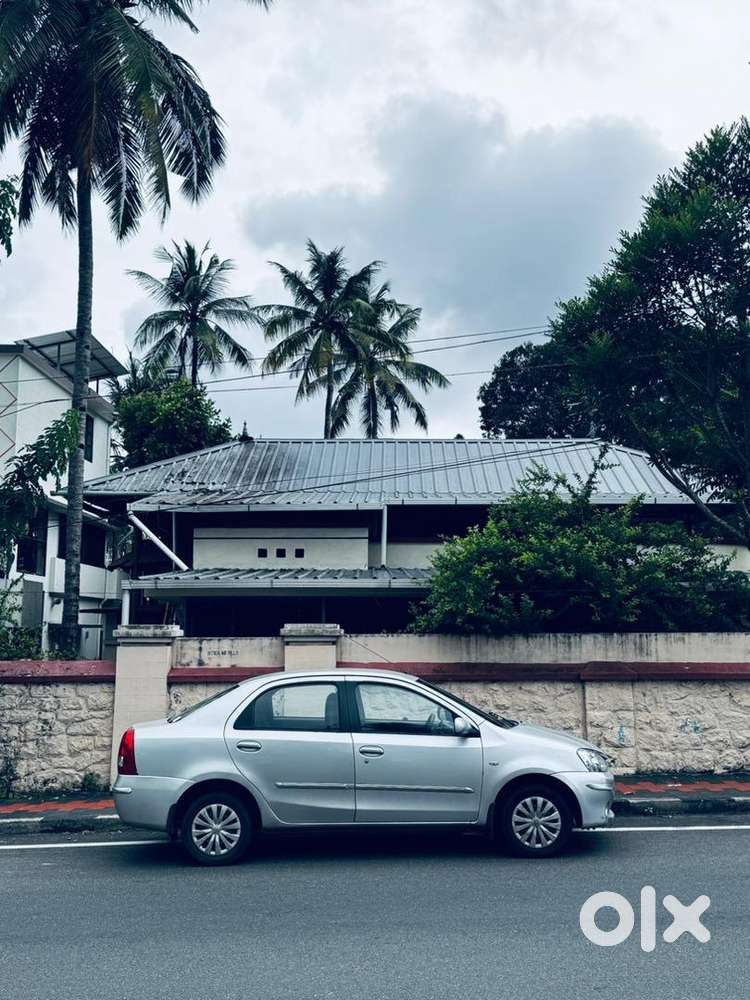 Toyota Etios 2011 Petrol 66000 Km Driven
