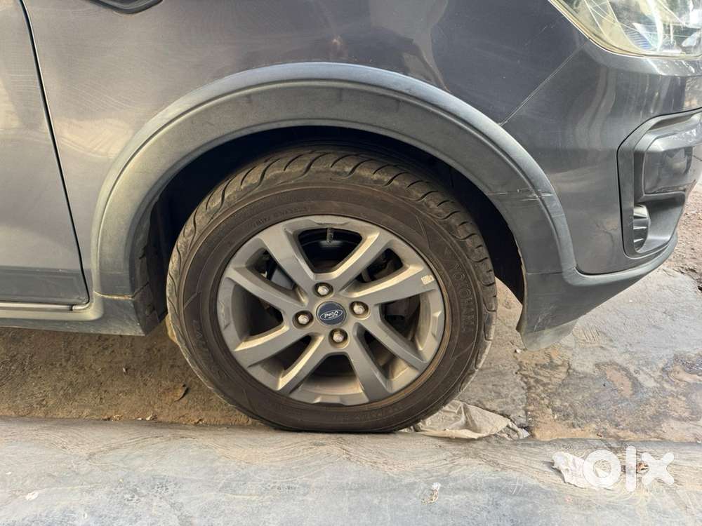 Ford Freestyle Petrol 2019