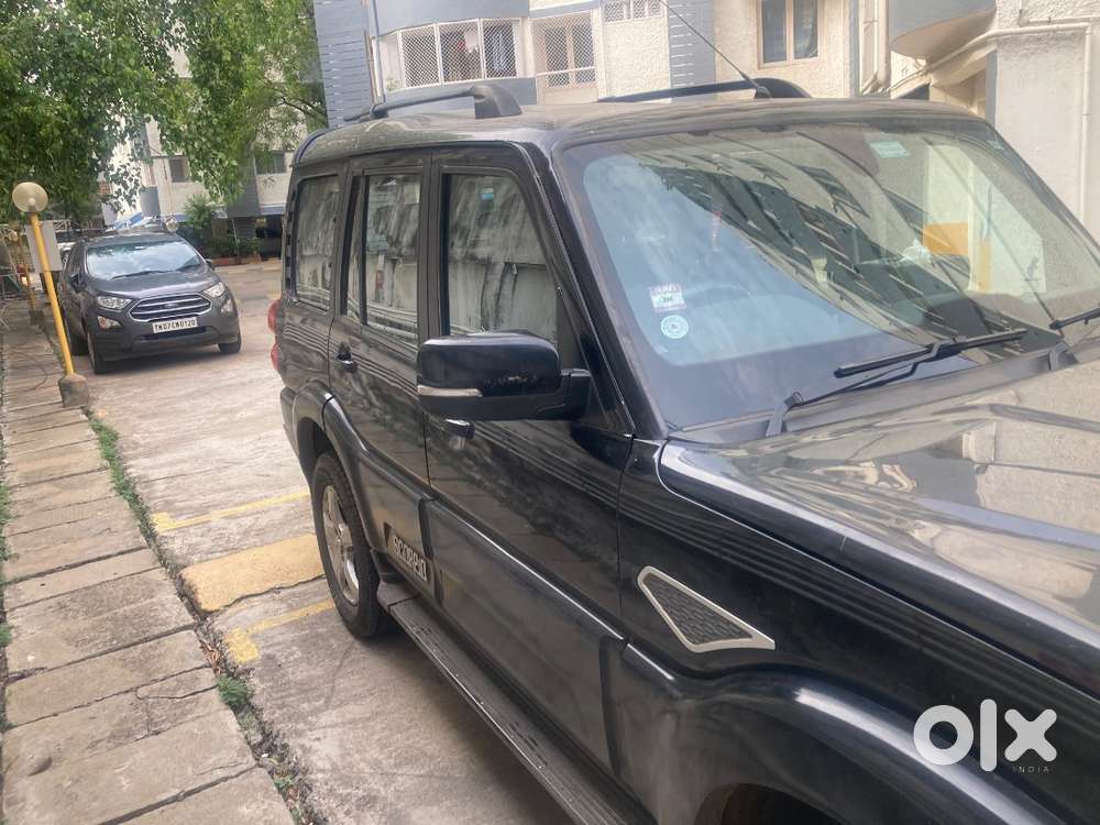 Scorpio S11 Black 1st Owner