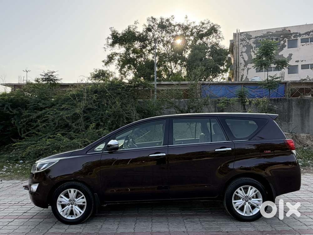 Toyota Innova Crysta 2.8z Automatic, 2020, Diesel