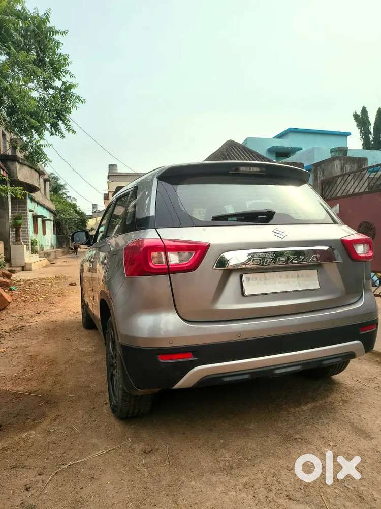 Suzuki Vitara Breeza 1.5 Zxi